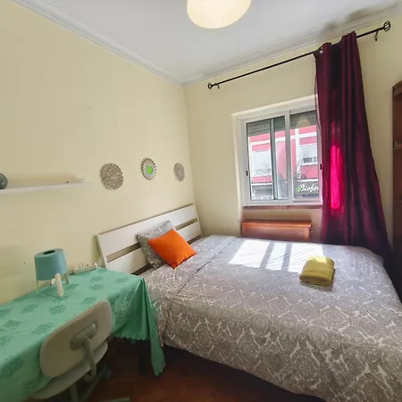 Perfect Near Airport A * Lizbona